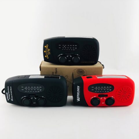 noodradio's met logo bedrukt