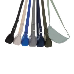 Ontdek de Perfecte RPET Halve Maan Sling Bag voor jouw Event