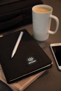Light up logo notitieboek