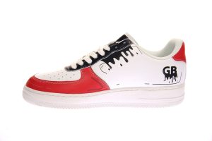 Nieuw model sneaker, de 2030